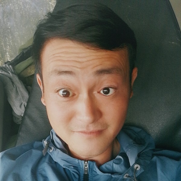 夏露浅吻诚心的照片