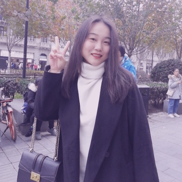 希㕕的照片