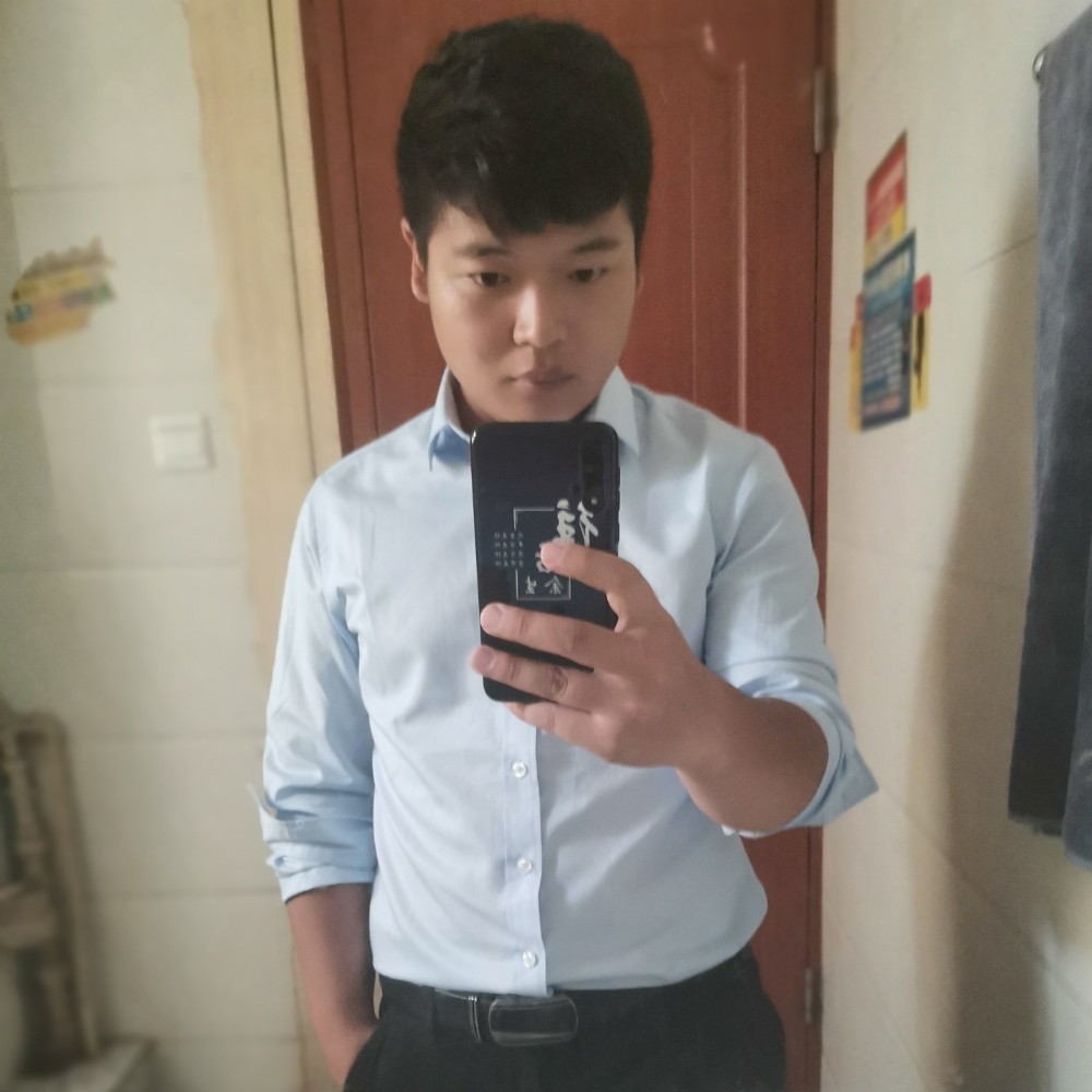 难过踢水池的照片
