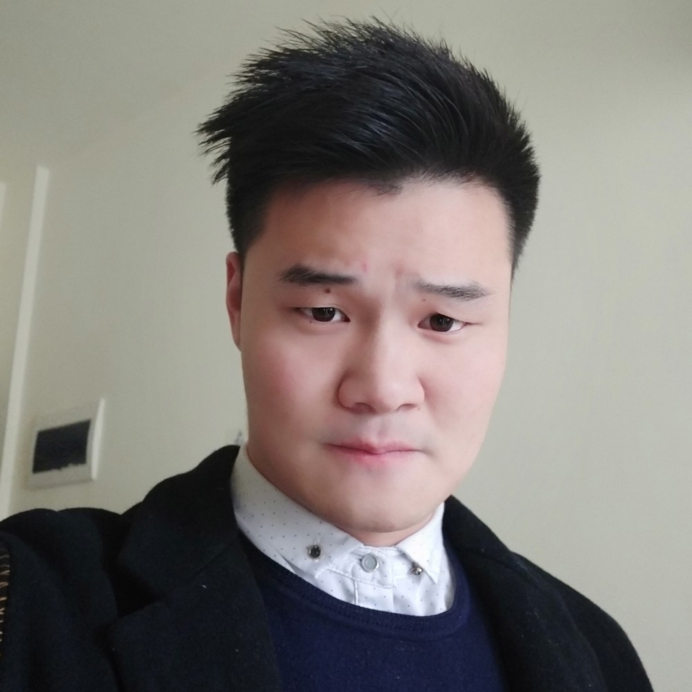 Chen先生。的照片