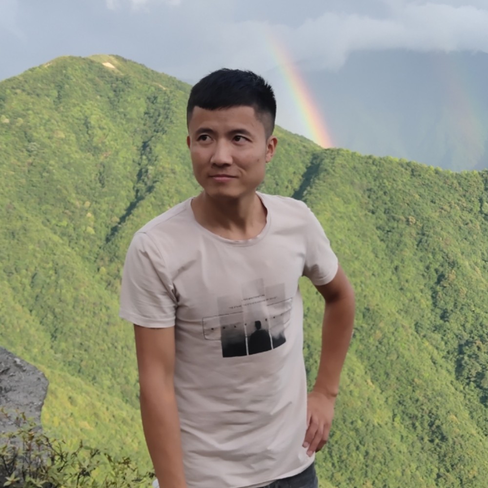 昨夜的酒苦涩的照片