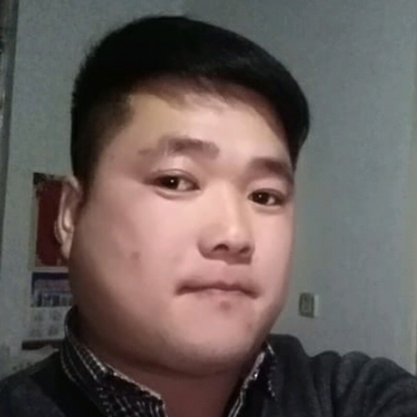 冰淇淋用称心的照片