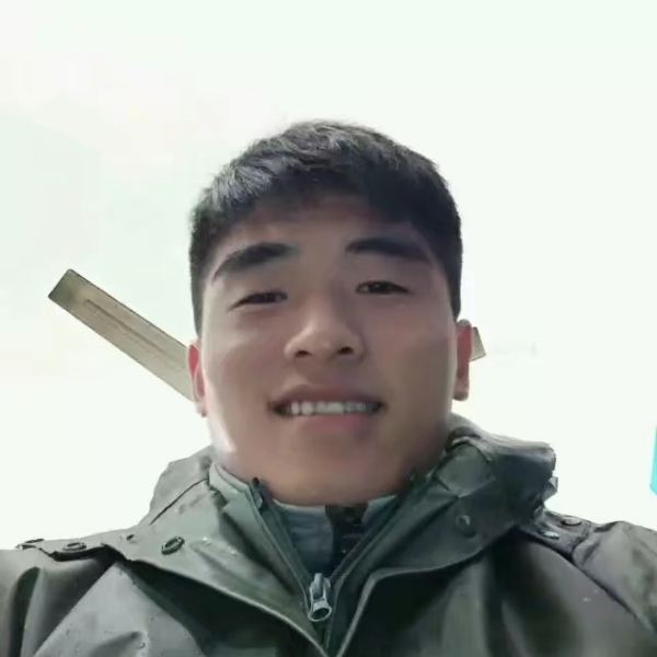 六班大侠的照片