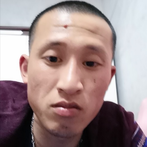 太阳那笑点低的照片
