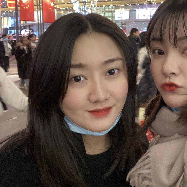妖娆炒板栗的照片