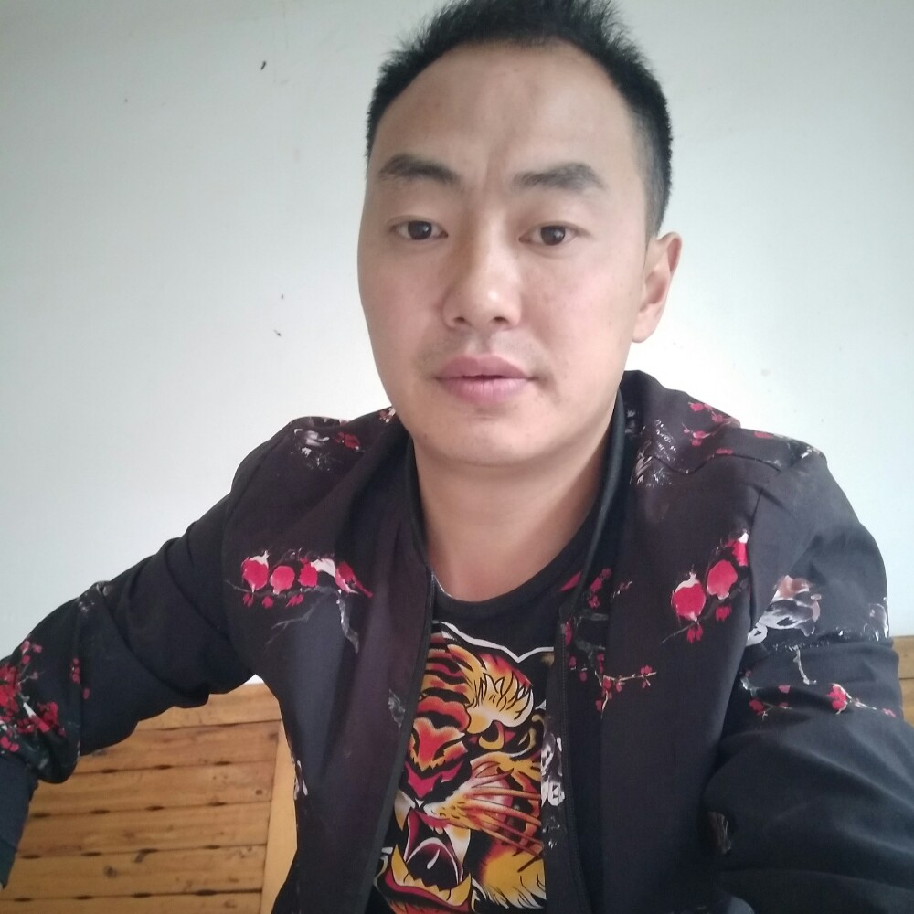 犹豫回首离歌的照片