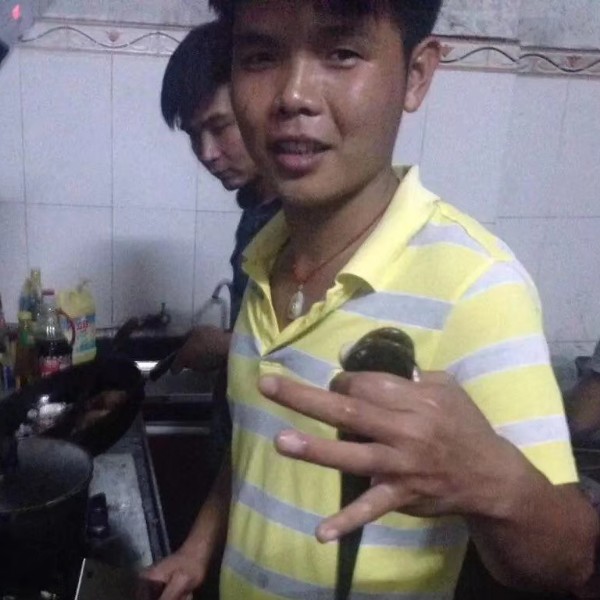 韦德谨的照片
