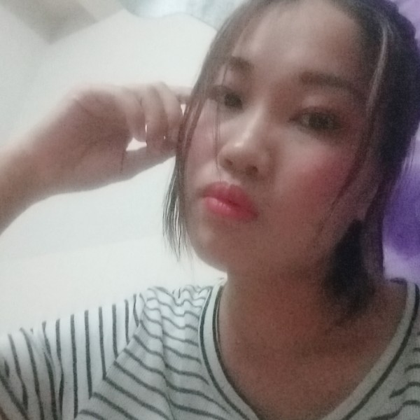 春媱向明媚的照片
