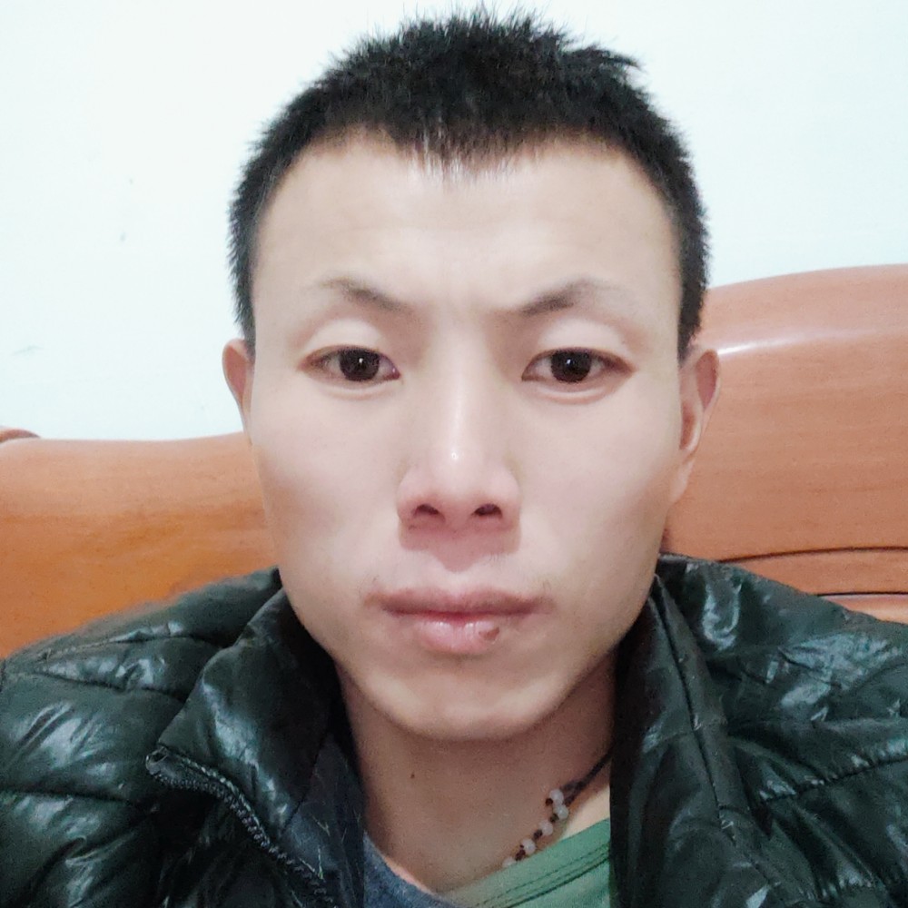 小蘑菇方乐观的照片