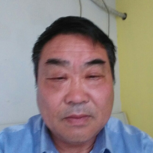 睫毛苦恋阳光的照片