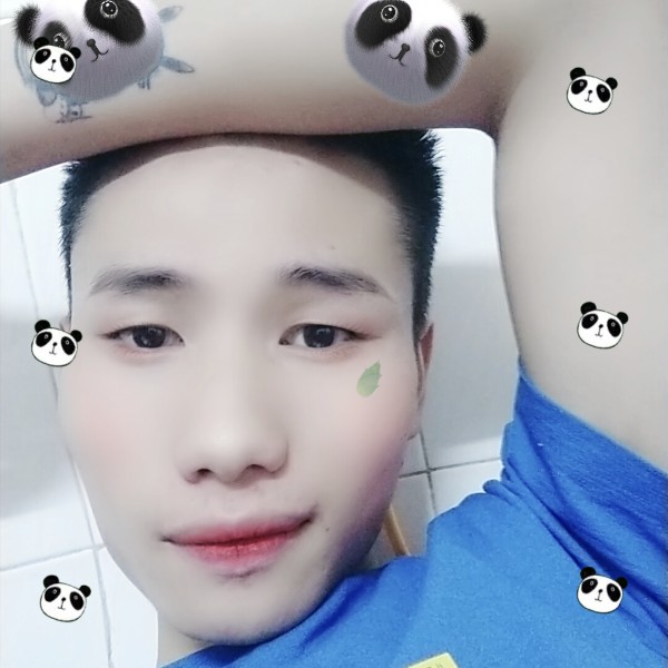 流年丶路人的照片