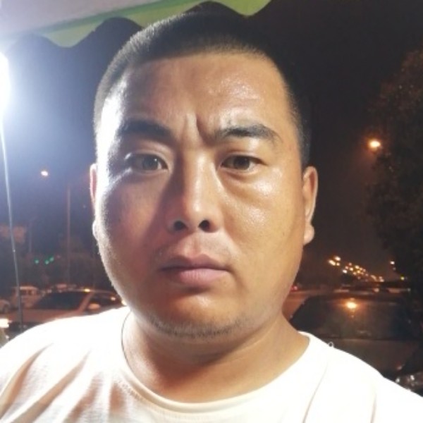 陌生人你会爱吗的照片