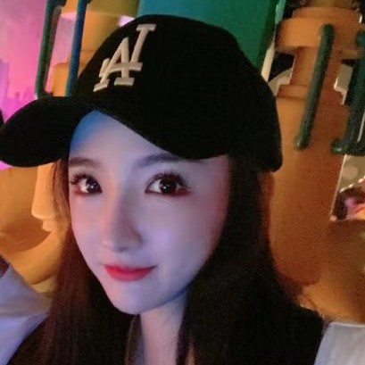 小蜜蜂相许有魅力的照片