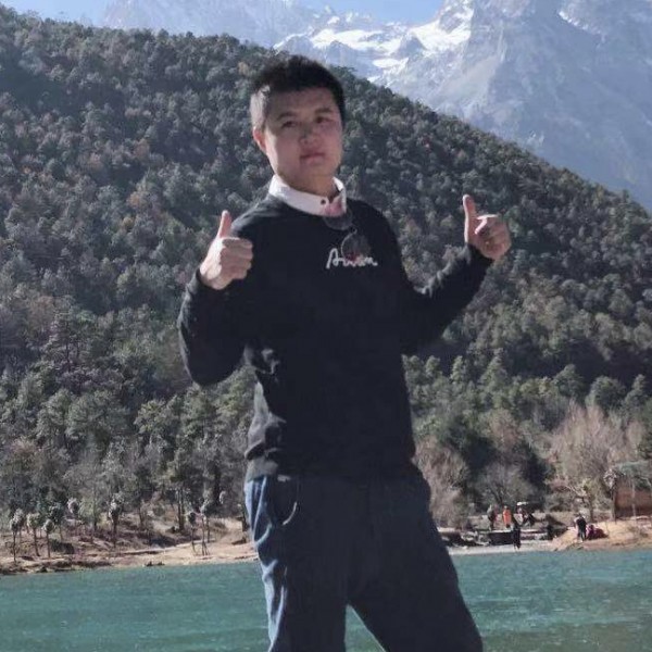 Jin  Bo的照片