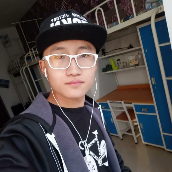 莫幽的照片