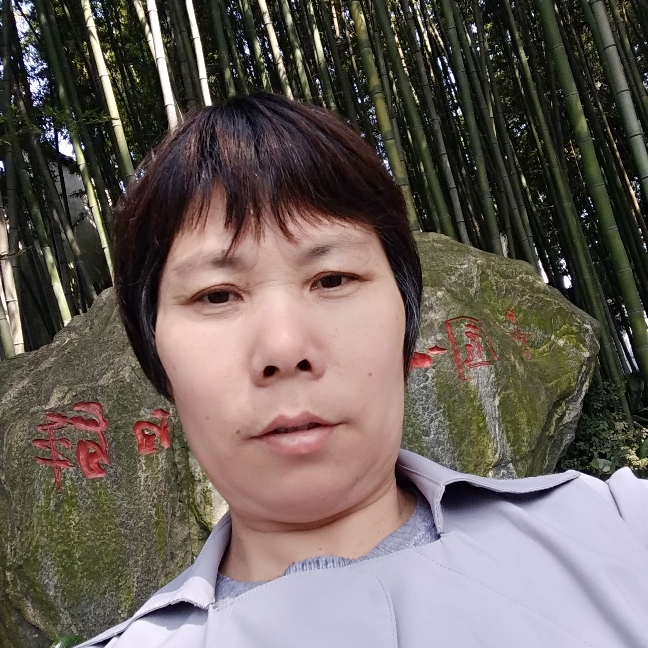 清徽飘浮的照片