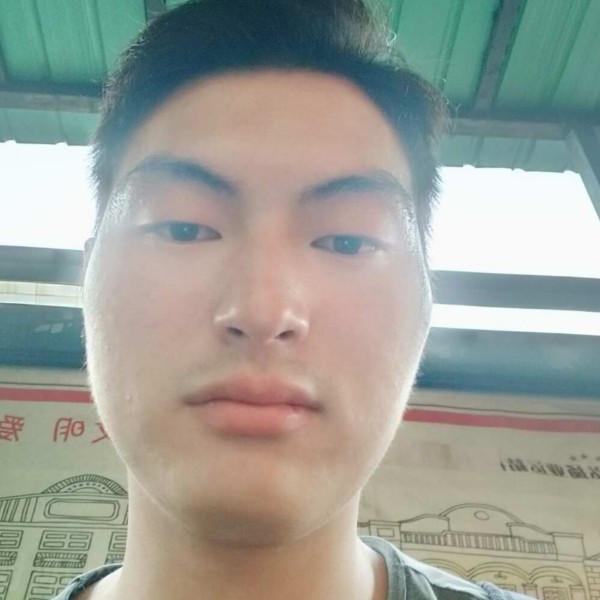 陳徽笑的照片