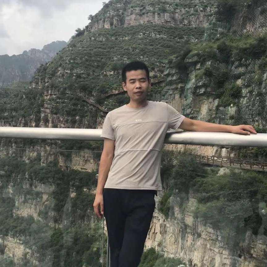 秀丽爱恋金针菇的照片