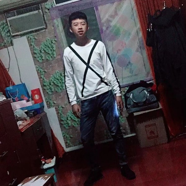 母鸡发嗲的照片