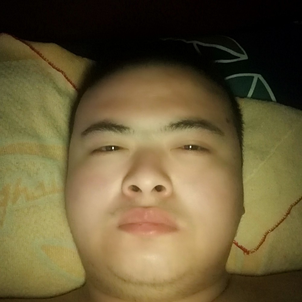 单身帅哥的照片