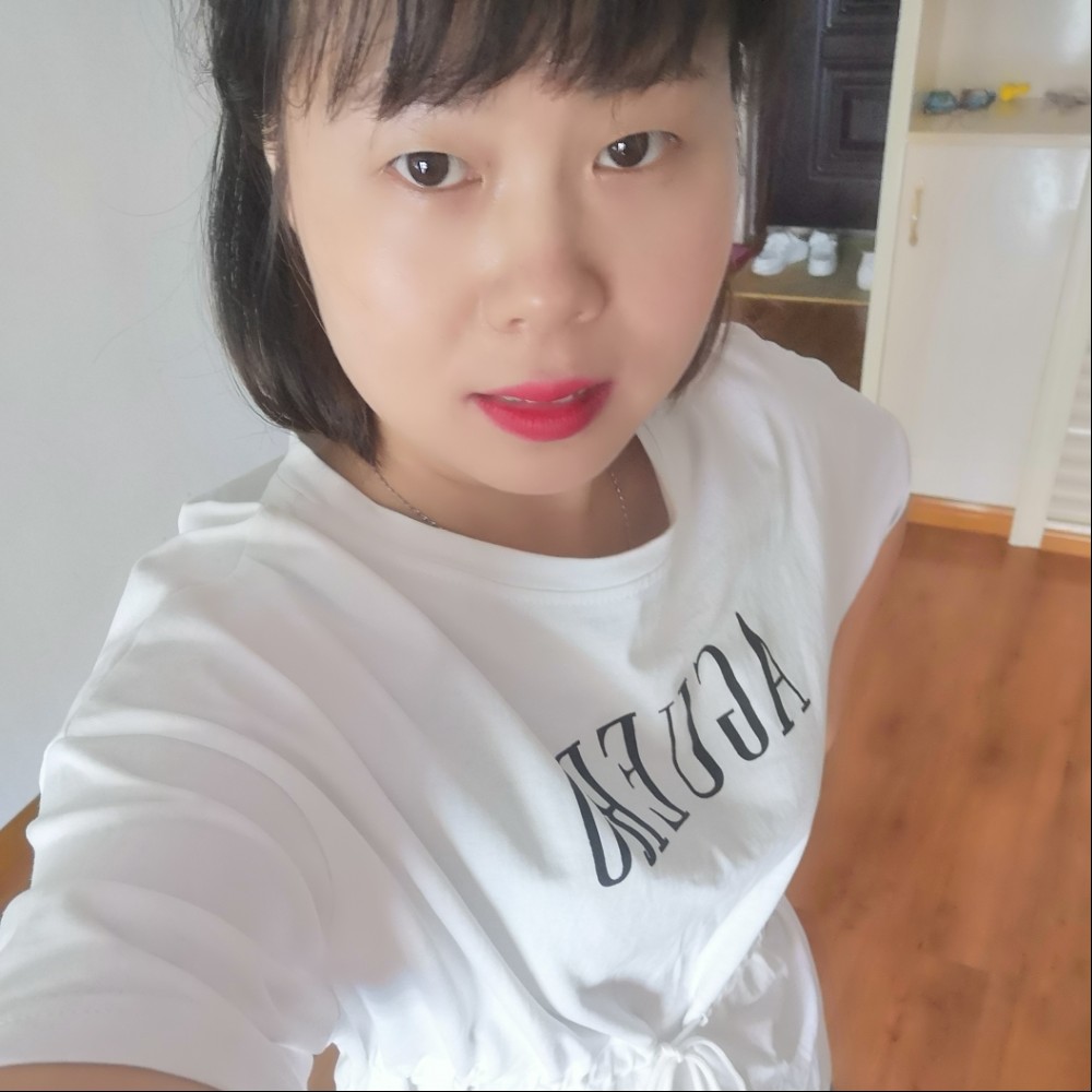 羽毛笑魔幻的照片