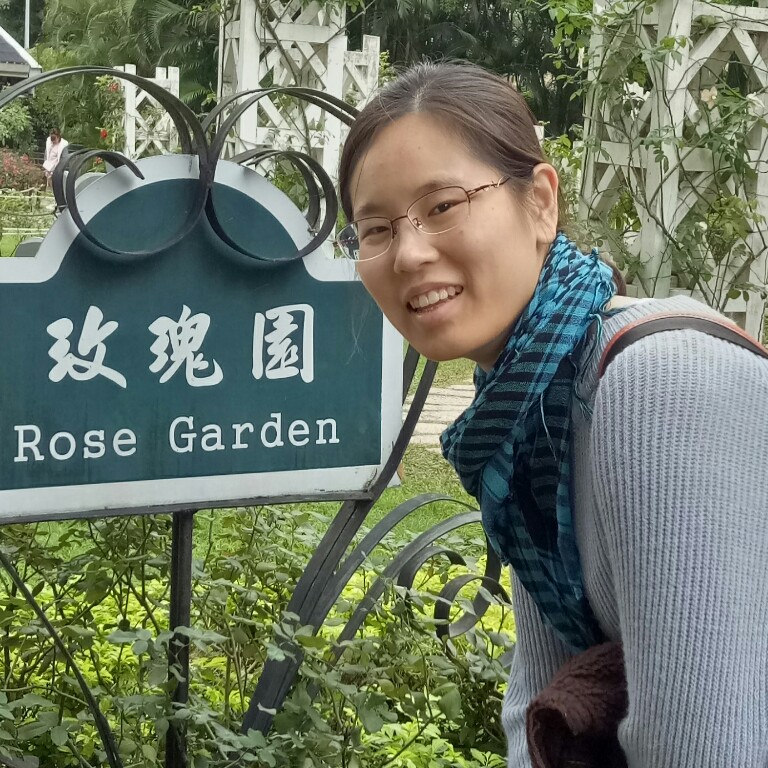 Rose LU的照片
