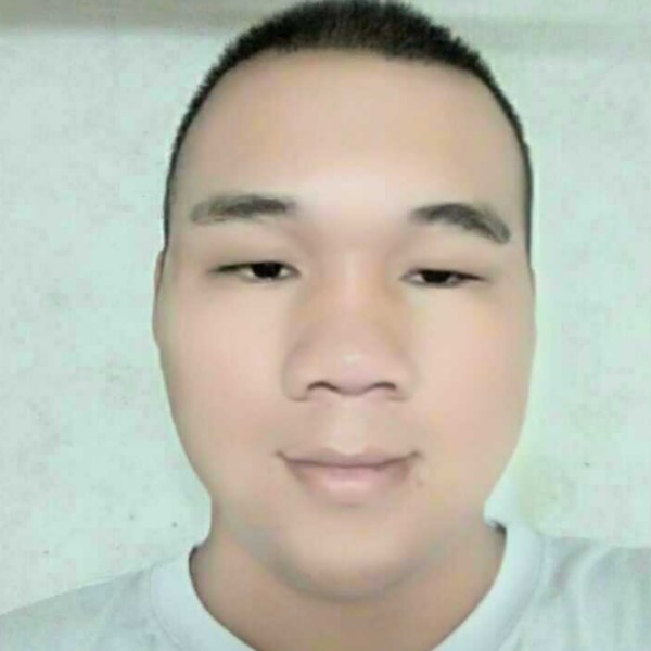 魁梧苦恋小刺猬的照片