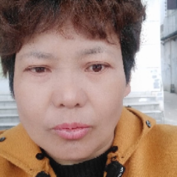 伤心的泪人的照片