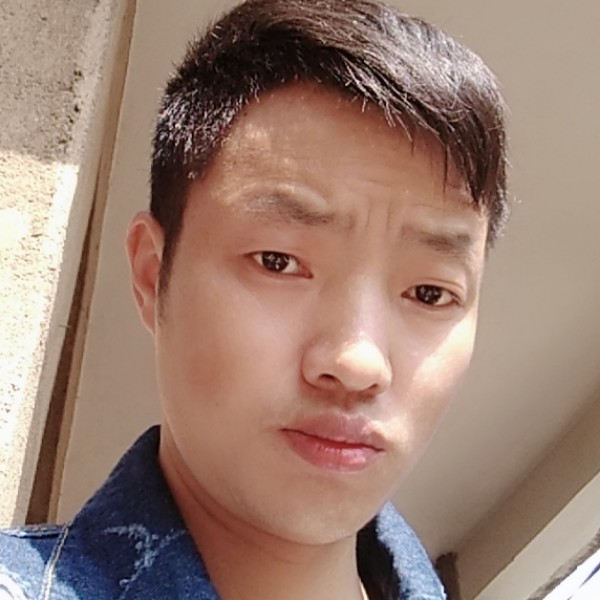 大胆小吴的照片