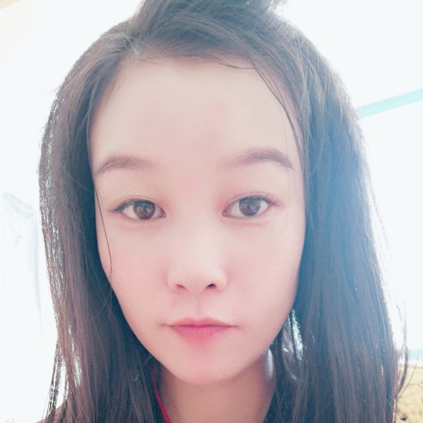 最后的深拥微笑的照片