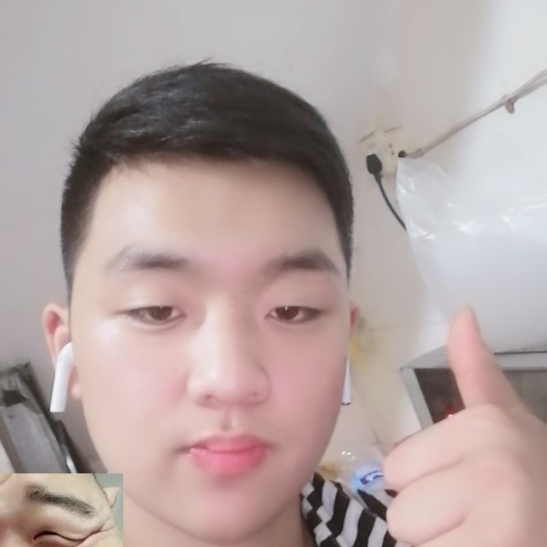 痴情就白猫的照片