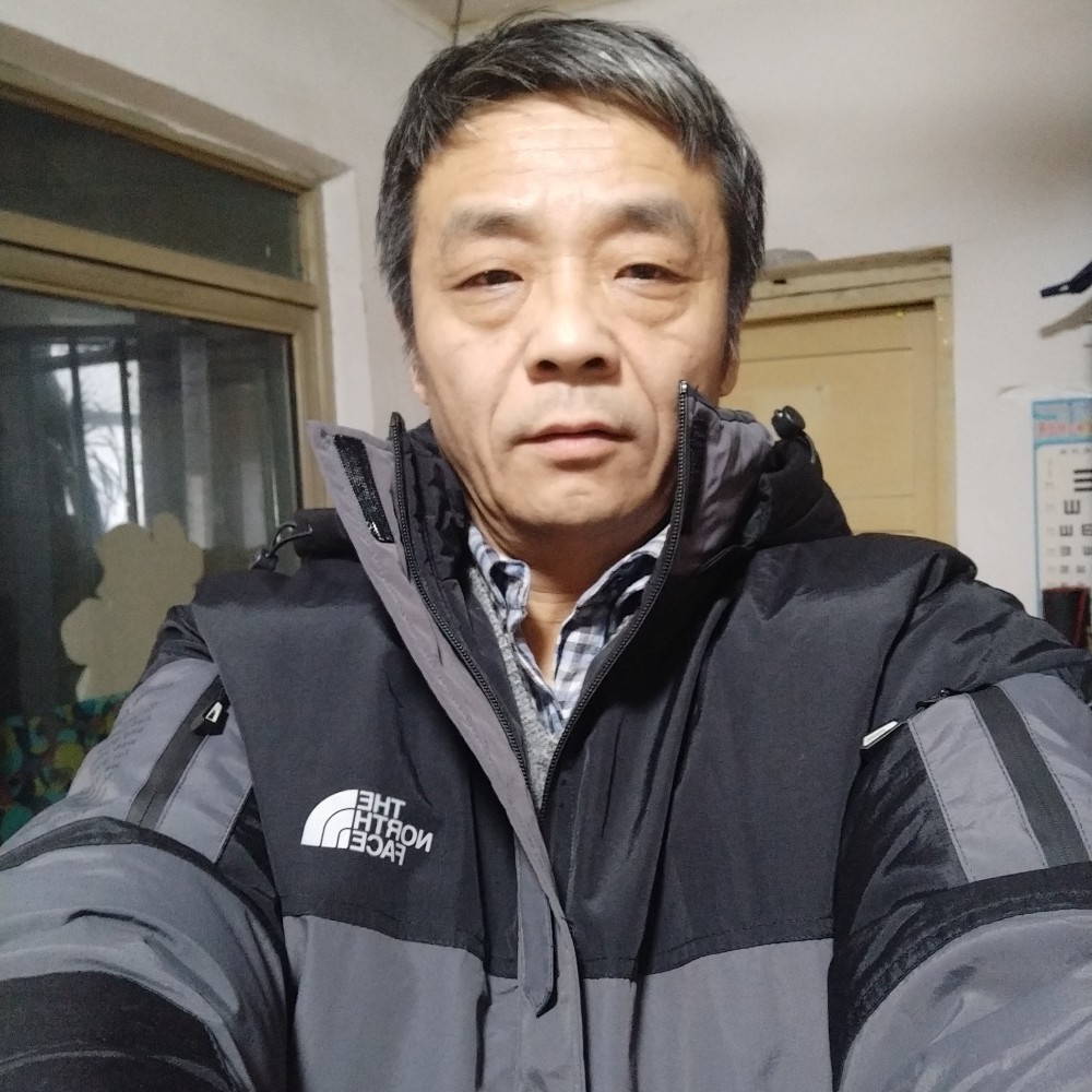 自己徒步旅行的照片
