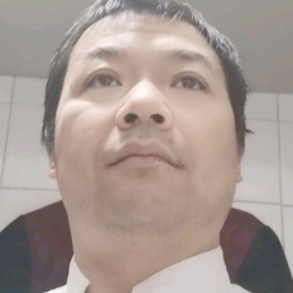真淳镜子的照片