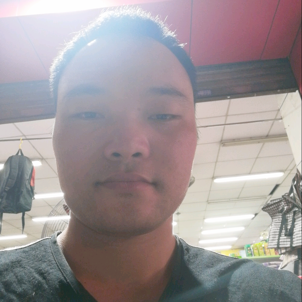 龚波的照片