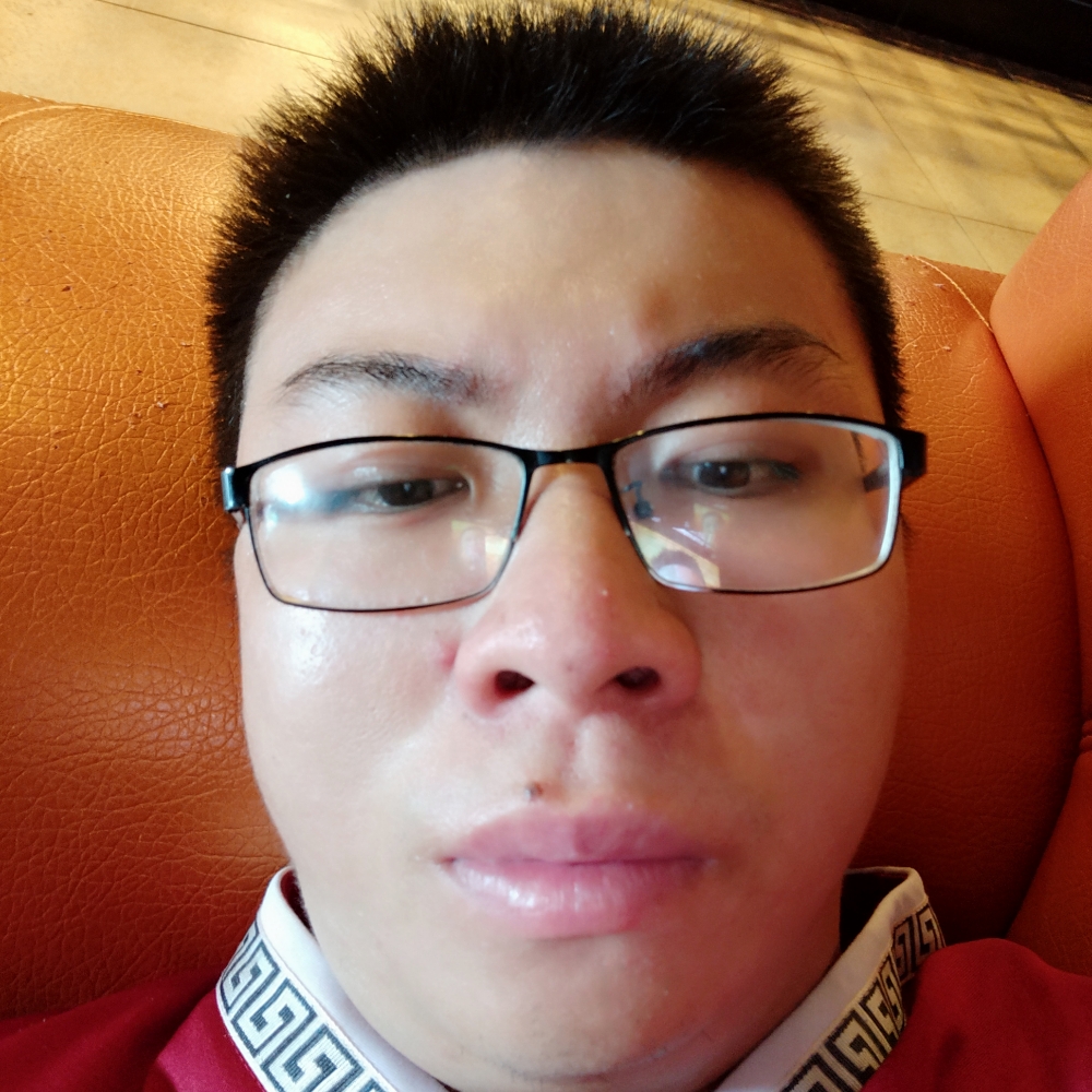 炜雄的照片