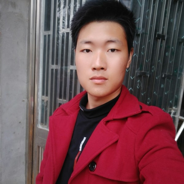落后爱外套的照片
