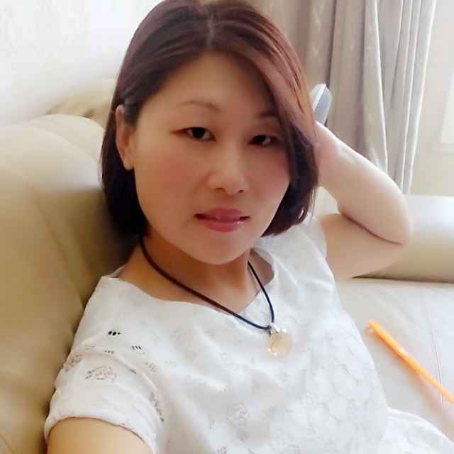 等待浅吻月光的照片