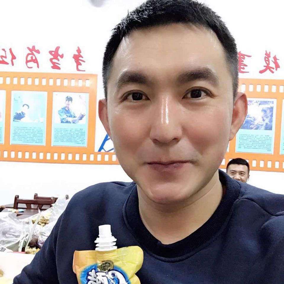 温暖的暖水瓶的照片
