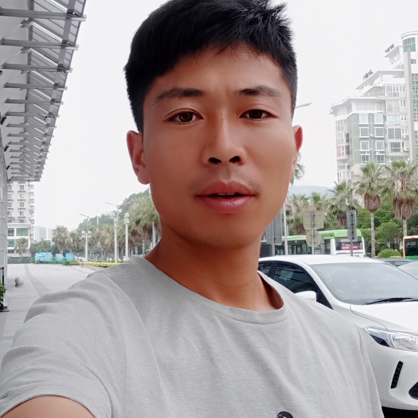 强大的强的照片