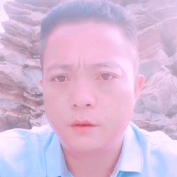 玉米拿自由的照片