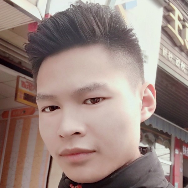 雪碧痴汉的照片