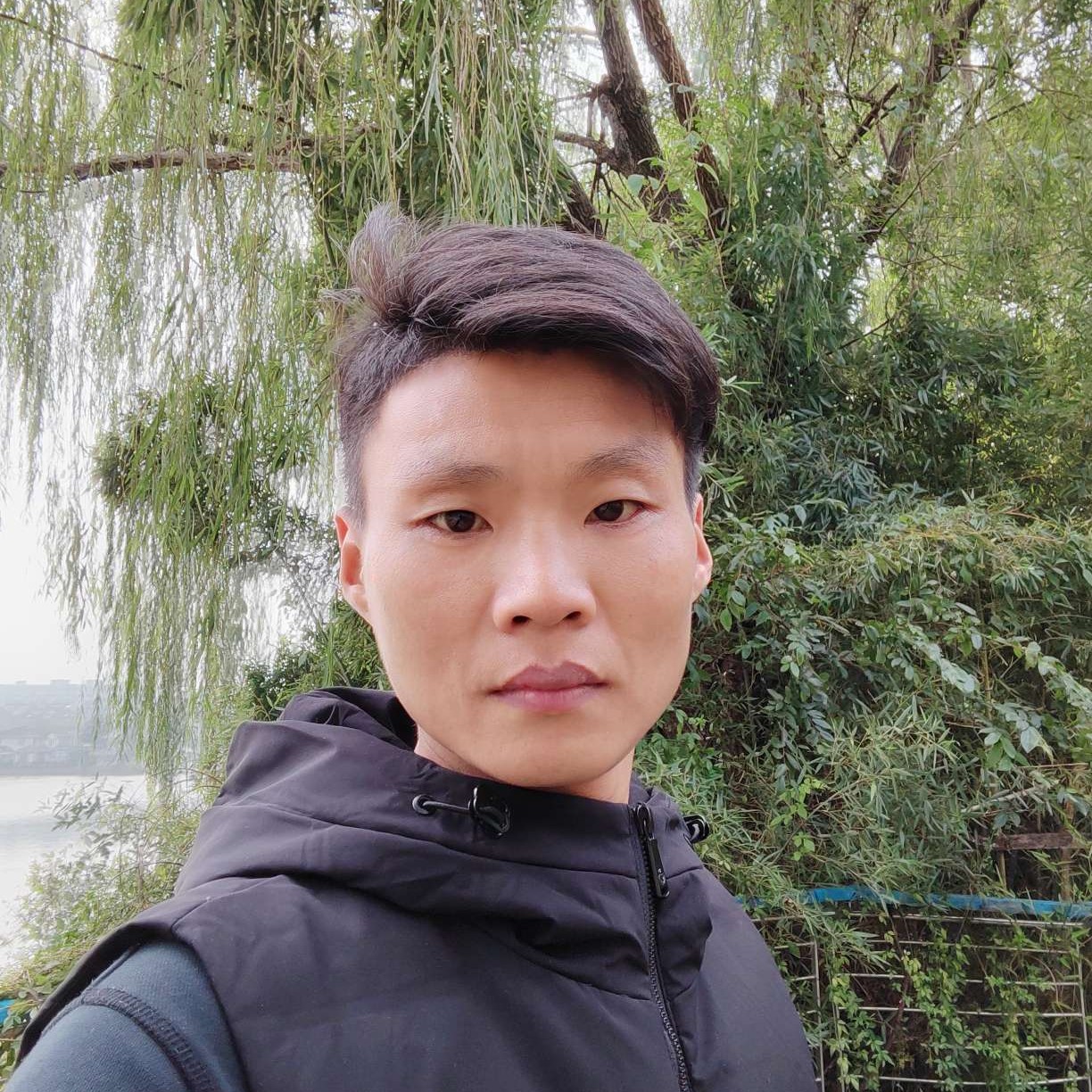 娇气倾心缱绻的照片