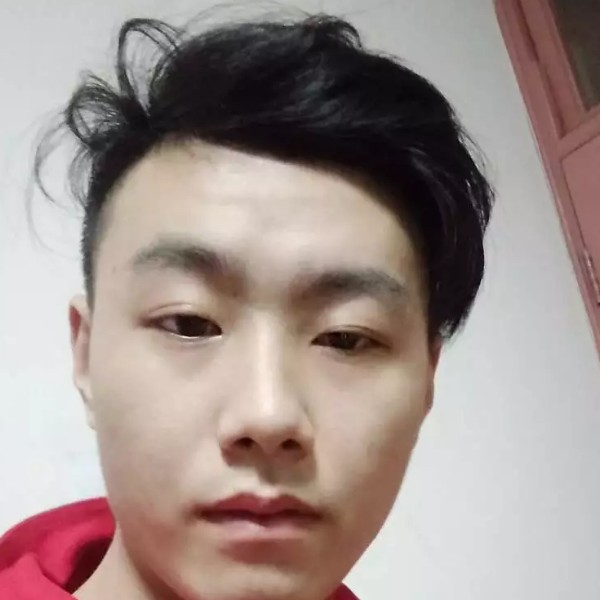 李小赛的照片