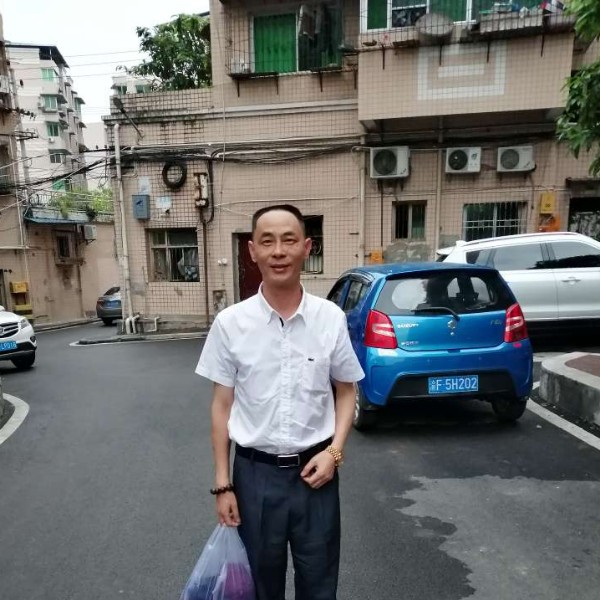 简单过今生的照片
