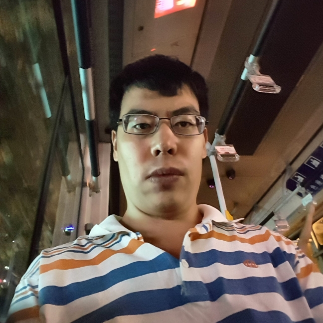 白开水沐浴液的照片
