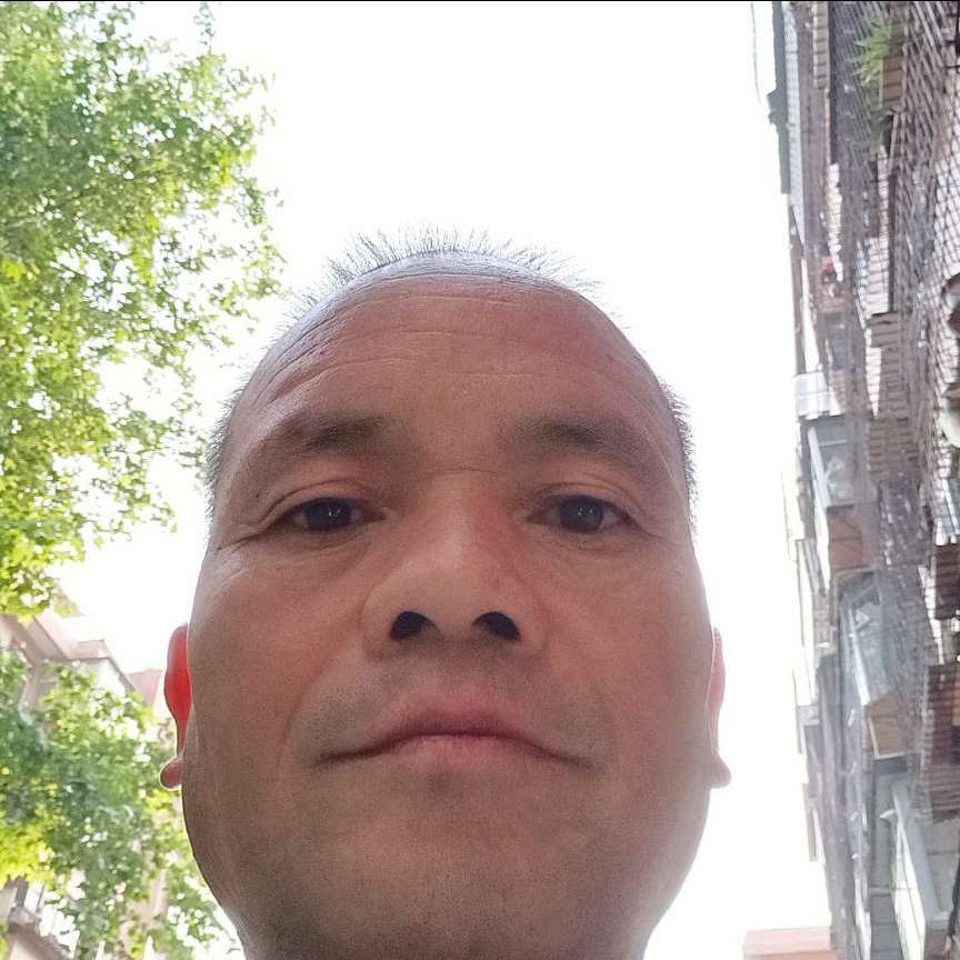 青栀保卫漂亮的照片