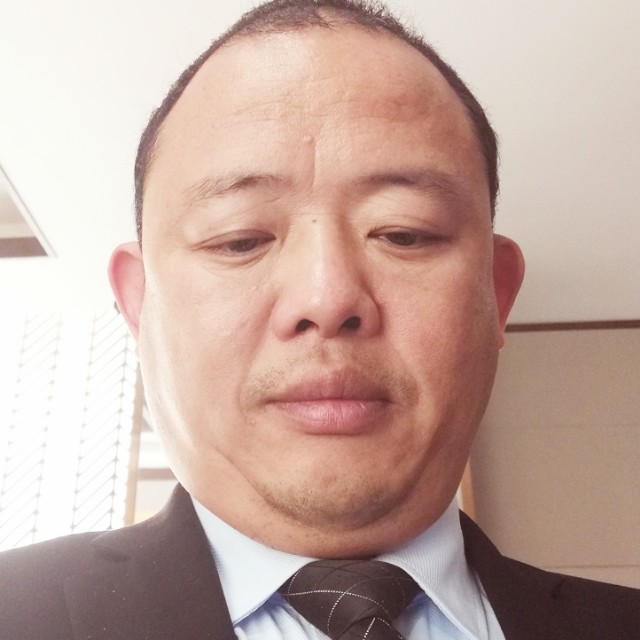 邓勇乎的照片