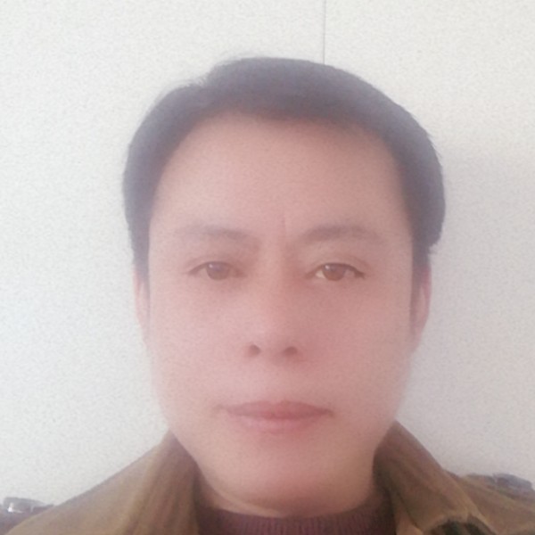 罗节的照片