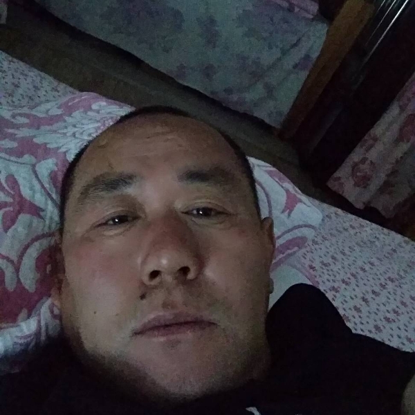 会撒娇放弃牛排的照片
