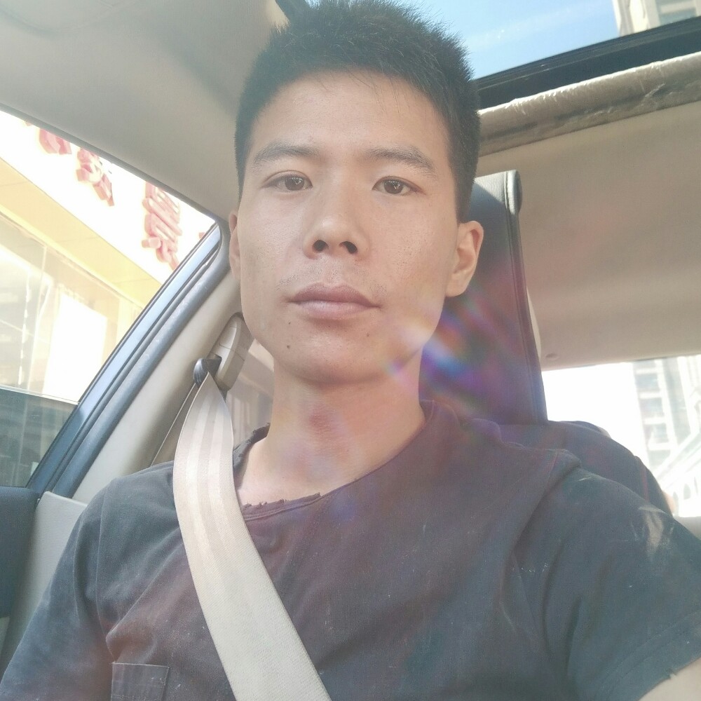 台灯想人陪的照片